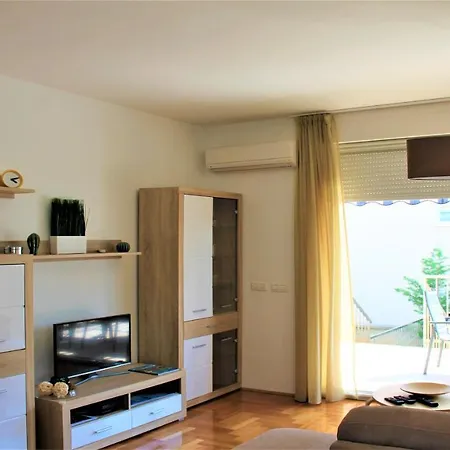Adris - Private Parking Apartamento *