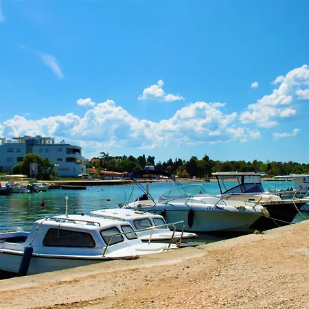 Appartement Adris - Private Parking *