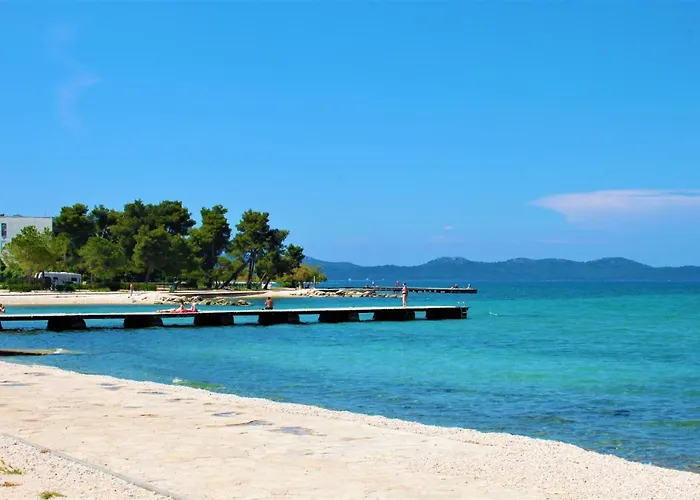 Adris - Private Parking Appartement